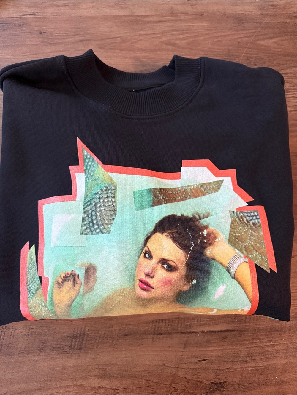 Taylor swift - TLOASG sweater